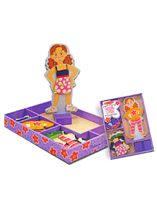 Maggy -The magnetic dress up doll