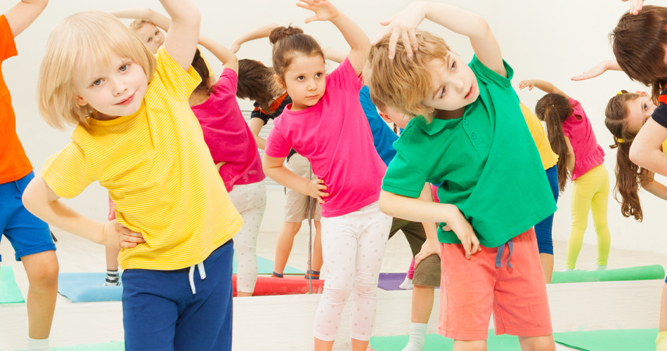 4 jeux de yoga à intégrer à votre routine