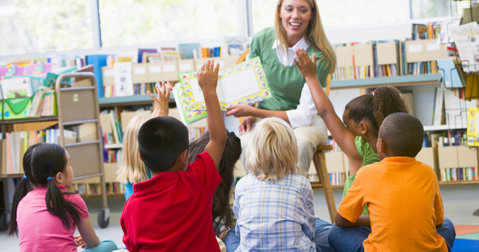 Aller à la bibliothèque avec les enfants