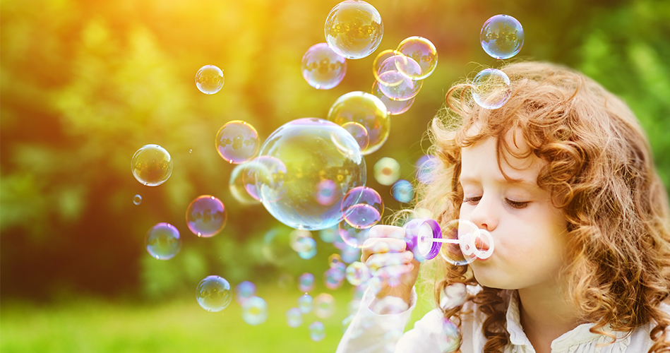 Bulles magiques multicolores, recette de matériel éducatif.