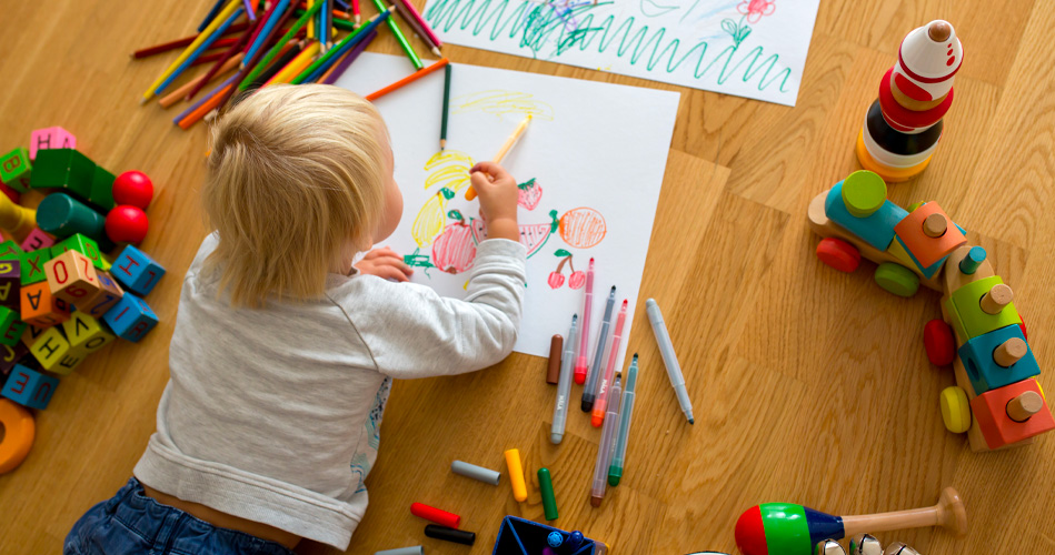 Tambour maison, activités pour enfants de 0 à 18 mois.