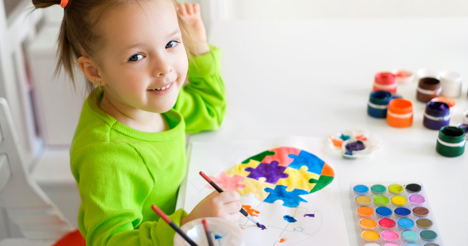 Construire un casse-tête adapté pour les poupons, activités pour enfants de  0 à 18 mois.