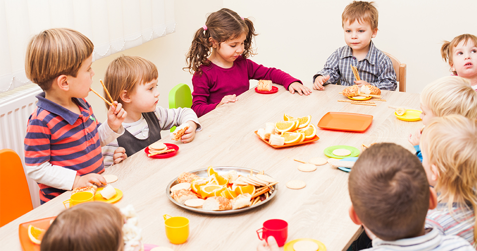 Cuisiner pour 80 enfants