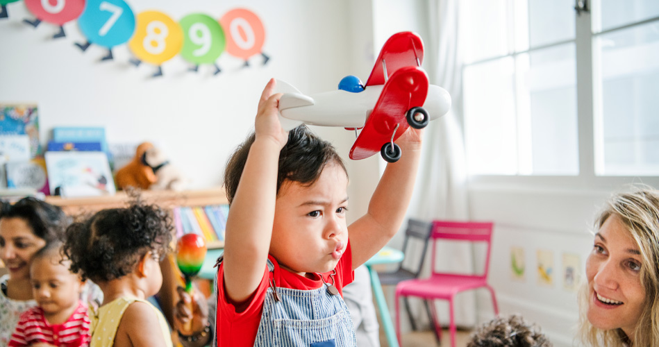 Guide éducatif : l'éveil de l'enfant 0-6 mois