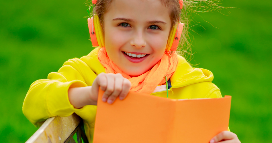 Écouter de la musique, outils d'apprentissage pour enfants de 0 à 36 mois.