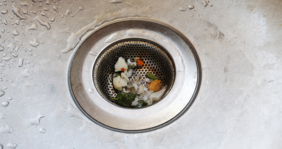 Jaimerais savoir si la nourriture laissée dans le lavabo produit des bactéries