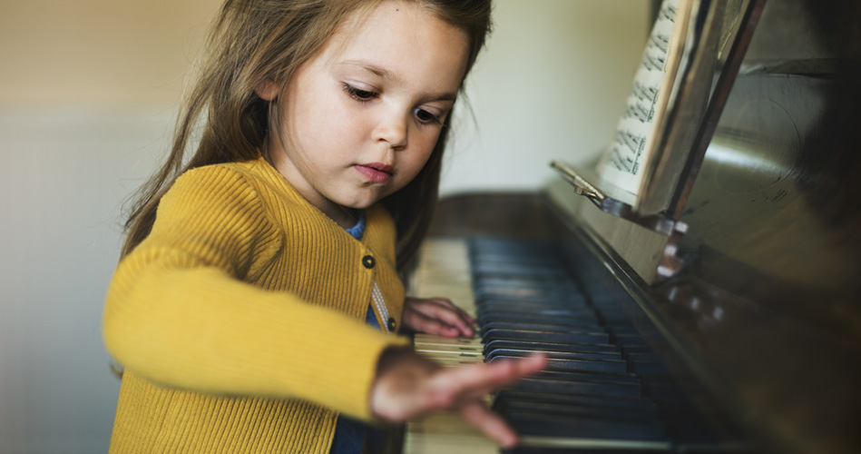 Jeu sur les notes noires du piano