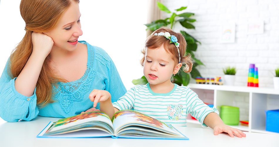 Le pouvoir des livres pour stimuler le langage