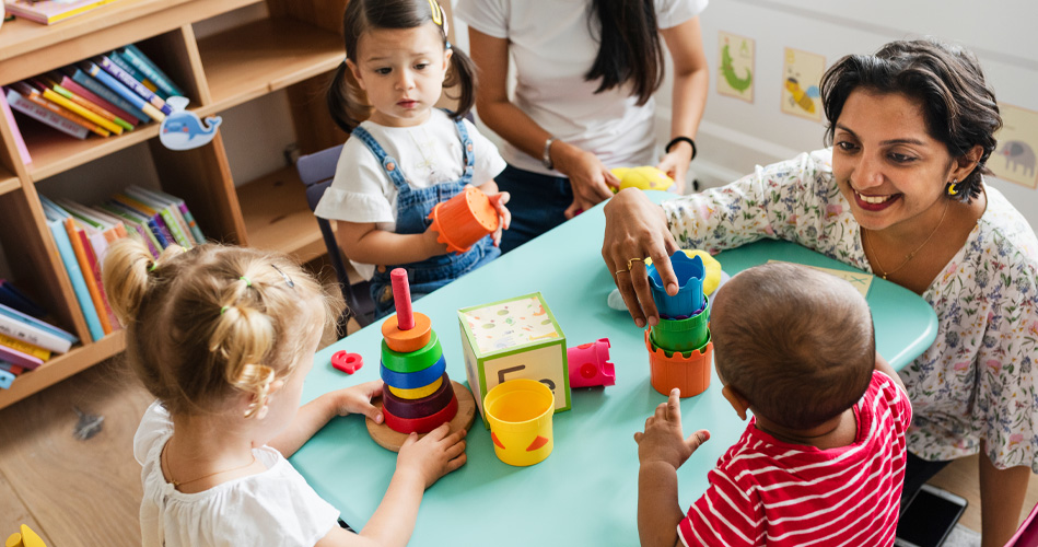 Le programme éducatif et le domaine physique et moteur