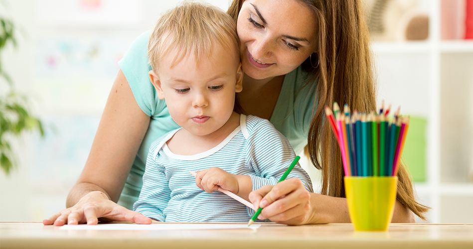 Les crayons, activités pour enfants de 0 à 36 mois.