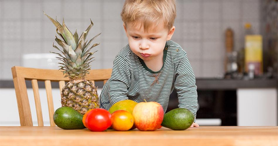 Couper les fruits et légumes, un jeu d'enfants !