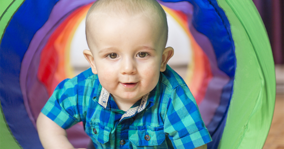 Les enfants jouent au tunnel pour les tout-petits, rampent dans la tente de  jeu du tunnel pour bébé bébé enfants ou chien avec 2 côtés en maille, des  jouets de tunnel pour