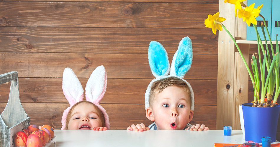 Exploiter le miroir à la pouponnière, activités pour enfants de 0 à 18  mois.