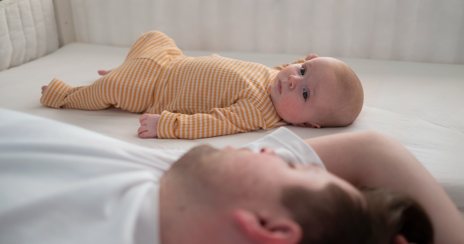 Pourquoi dort-il si bien en garderie, mais pas à la maison?