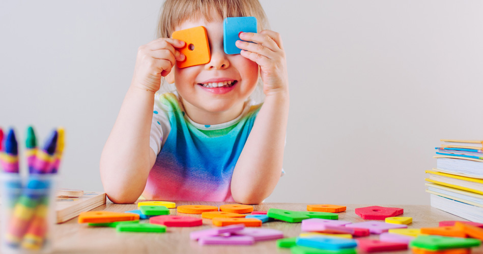 Pourquoi les enfants aiment-ils toujours les mêmes activités?