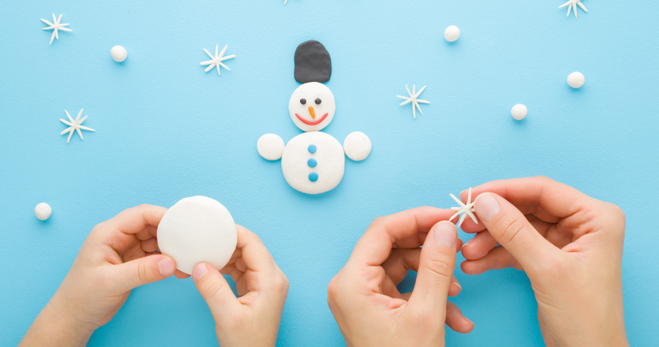 Quest-ce qui se cache sous nos boules de neige?