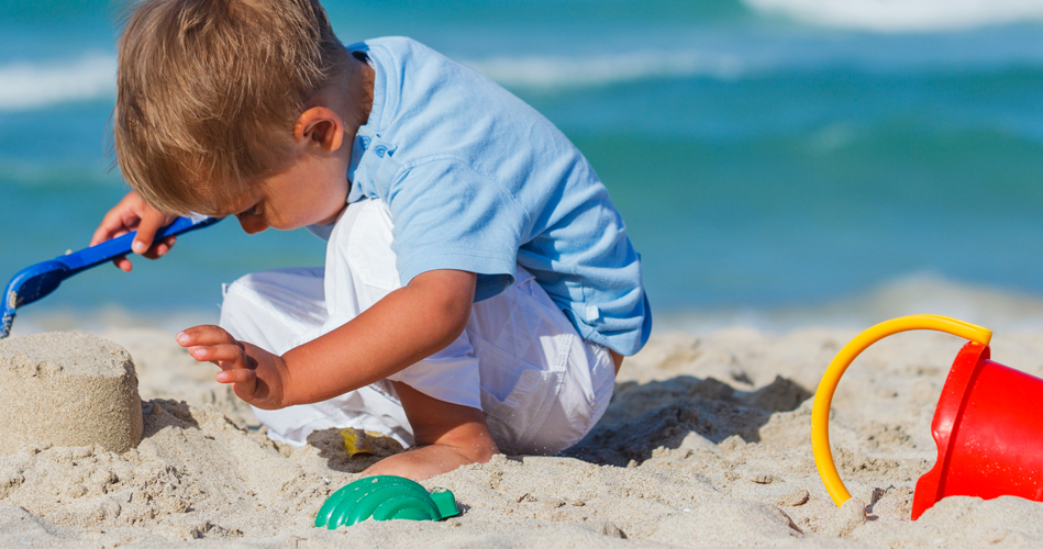 Sable magique pour château de sable, recette de matériel éducatif.