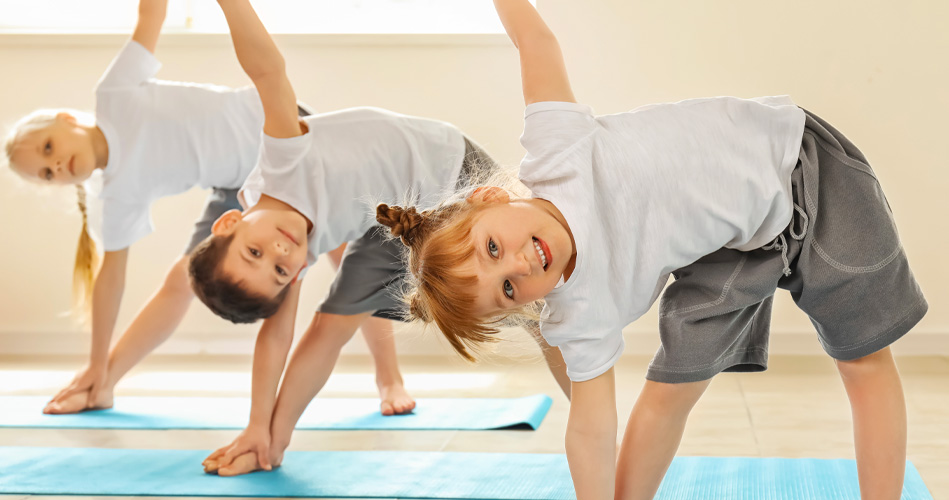 Séance de yoga pour larrivée le matin