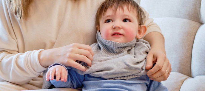 Aider les tout-petits  shabiller seuls