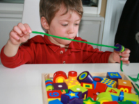 Perles A Enfiler Activites Pour Enfants Educatout Perles A Enfiler Activites Pour Enfants Educatout