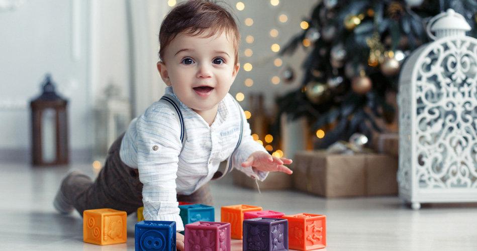 Thème de la semaine avec les poupons et les trottineurs : Noël en jeux libres