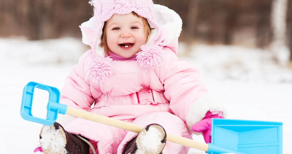 Thème sur le bal de neige avec les poupons et trottineurs