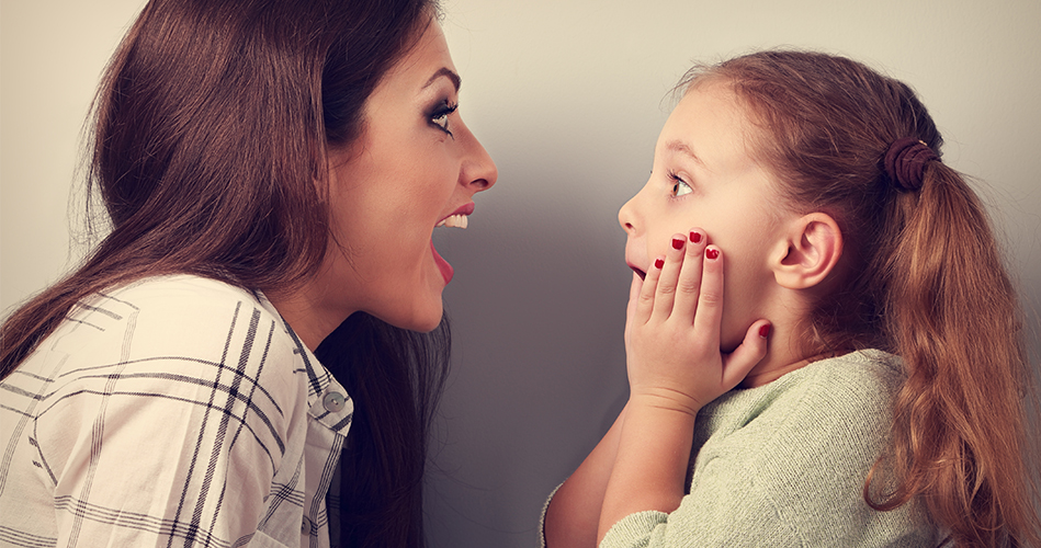 Travailler le contact visuel avec les enfants