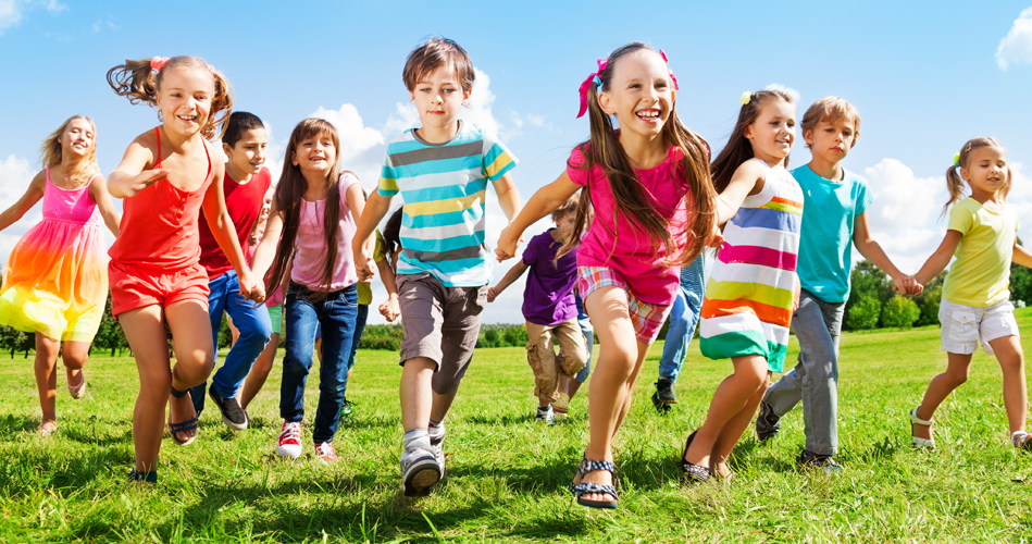 Concours de cerceaux  Les enfants au service de garde