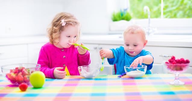 Activité culinaire, jeux pour enfants de 0 à 18 mois.