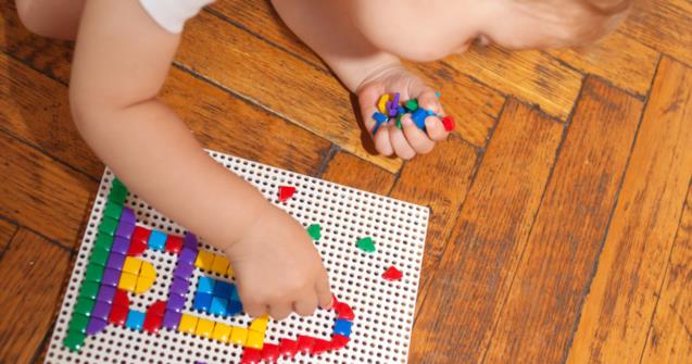 Ma mosaïque, bricolage pour enfants.