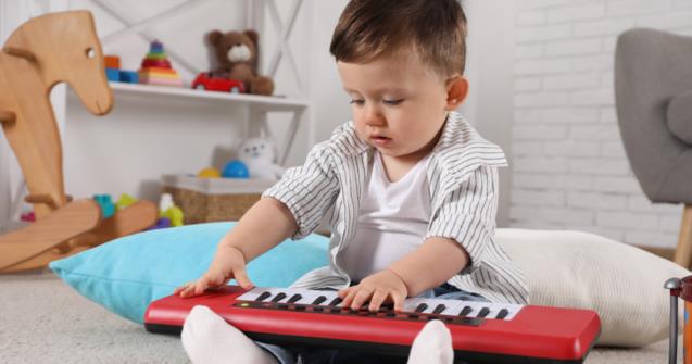 Stimuler le langage avec les 8-36 mois en janvier