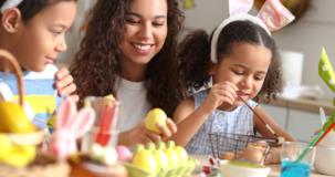 Adapter les activités de Pâques pour les enfants autistes ou à besoins particuliers