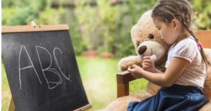 Comment éveiller l�intérêt des enfants pour les lettres à l�extérieur?