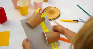 Des idées d�activités à faire avec des verres de carton