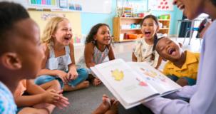 Jeux pour aider les enfants à besoins spéciaux à communiquer